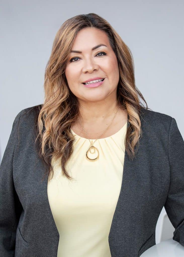 Analia Mendez,  CEO, Signature Careers LLC